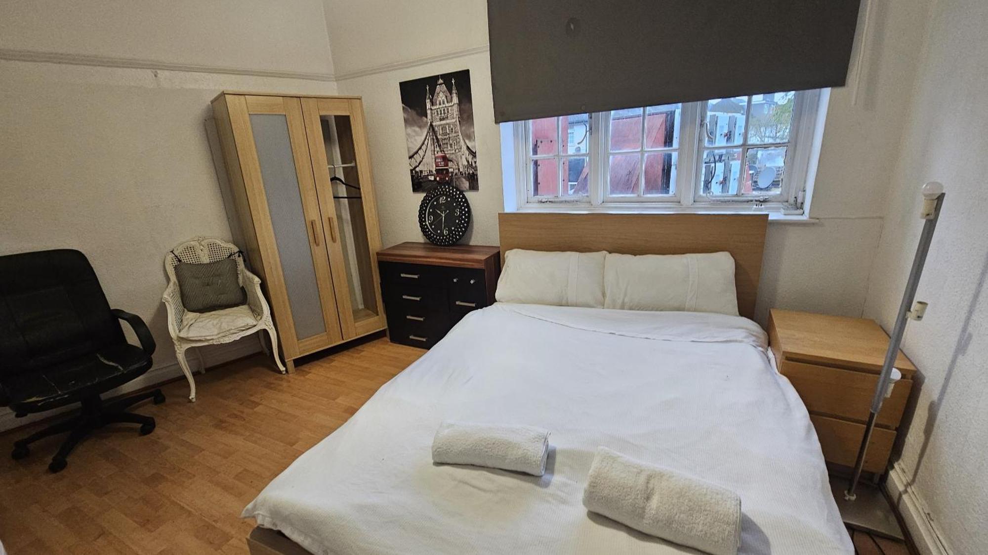 London Edgware Station Apartment Экстерьер фото